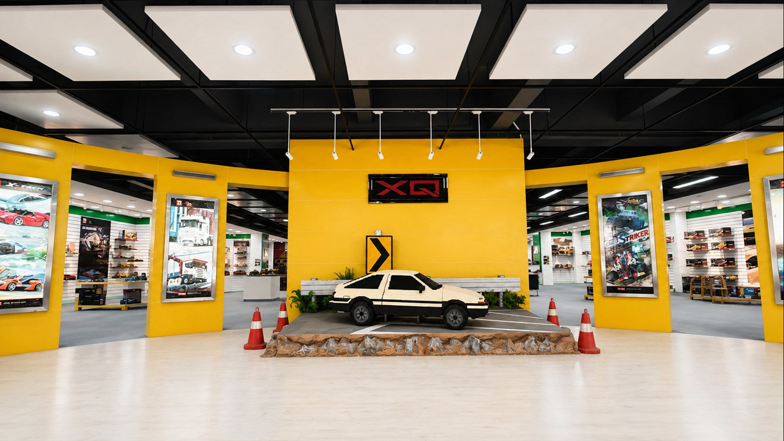 Xinyu brand experience center featuring a white model car